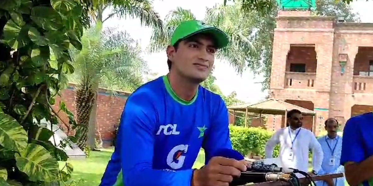 نسیم شاہ