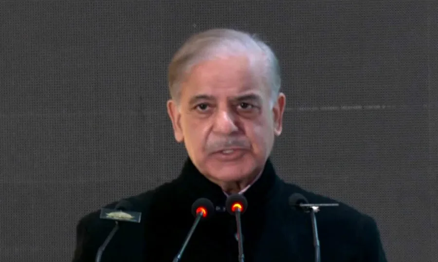 وزیراعظم کا سینٹر آف ایکسی لینس ادارے کیلئے 15 بسیں فراہم کرنے کا اعلان