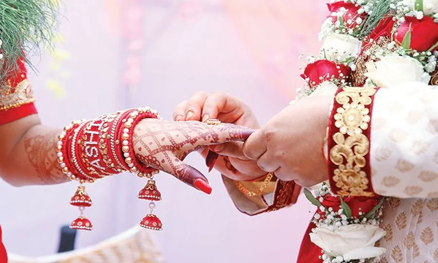 شادی کریں اور کینسر کے خطرے کو کم کریں، نئی تحقیق میں انکشاف