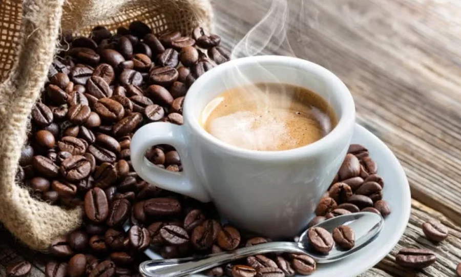 کافی بڑھاپے کی رفتار کم کرنے میں مددگار ثابت، نئی تحقیق میں انکشاف