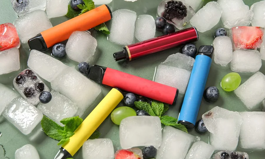 ای سگریٹ میں شامل ٹھنڈک پیدا کرنے والے کیمیکل دل کے لیے خطرناک قرار
