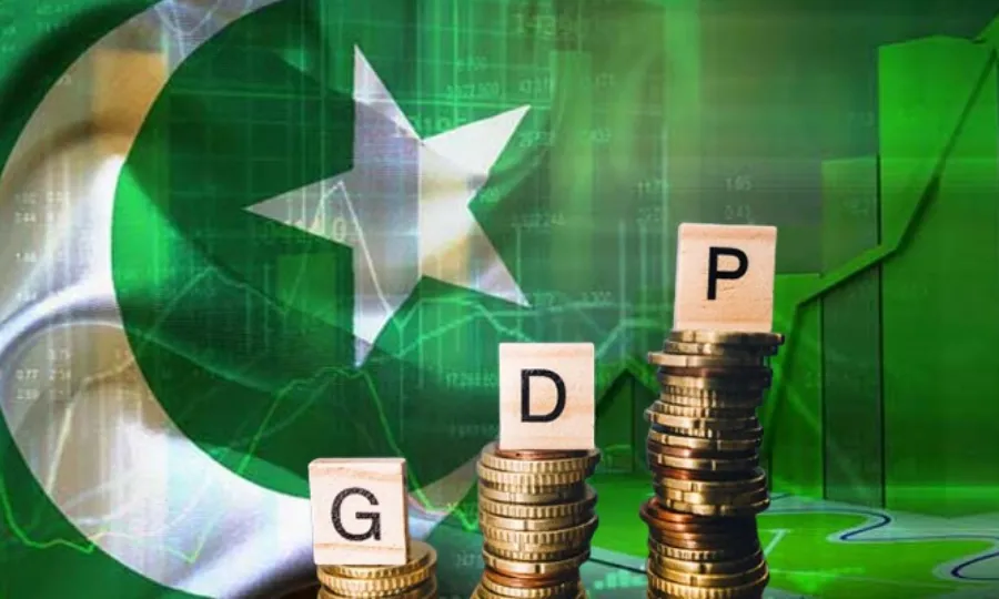 آئندہ مالی سال کے لیے 4 فیصد شرح نمو کا ہدف، آئی ٹی برآمدات 7.3 ارب ڈالر تک بڑھانے کا منصوبہ