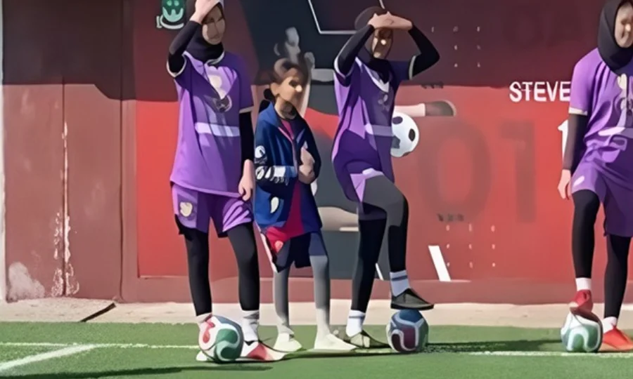 بلوچ خواتین کھیل کے میدان میں بھی آگے، فٹبالراسماء توجہ کا مرکز بن گئی