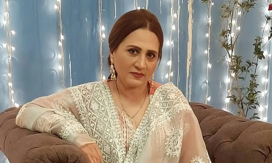 اسماء عباس نے 60 سال سے زائد عمر کی خواتین کو کیا مشورہ دیا؟