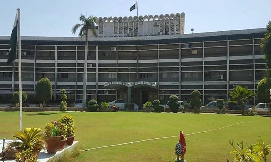 حیدرآباد بورڈ چیئرمین کی کرسی پھر تبدیل، نتائج کے بروقت اجرا پر سوالات اٹھ گئے