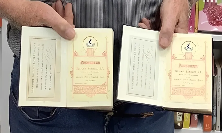 برطانیہ: لائبریری کو 116 برس بعد کتابیں لوٹا دی گئیں