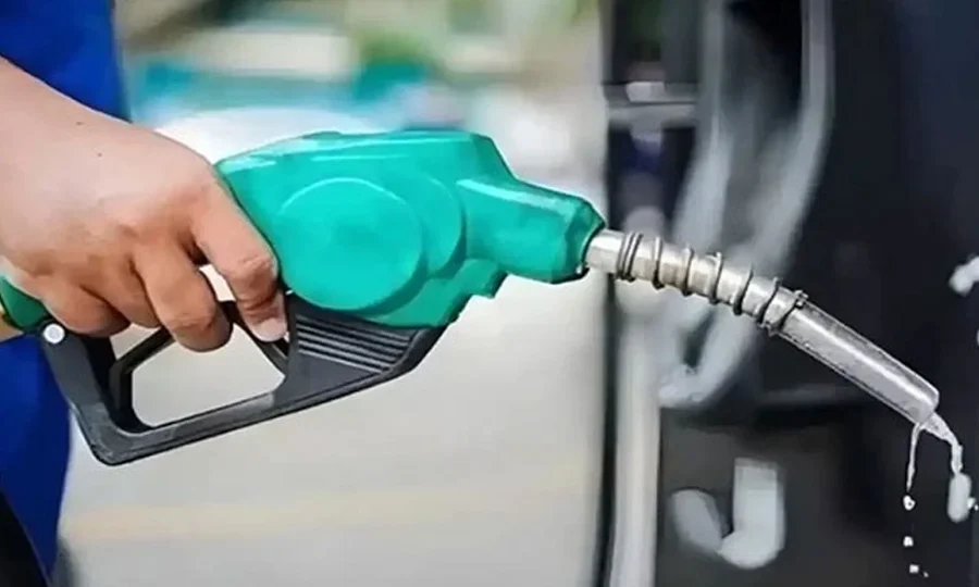 مسلسل چوتھے روز بھی پیٹرولیم مصنوعات مہنگی