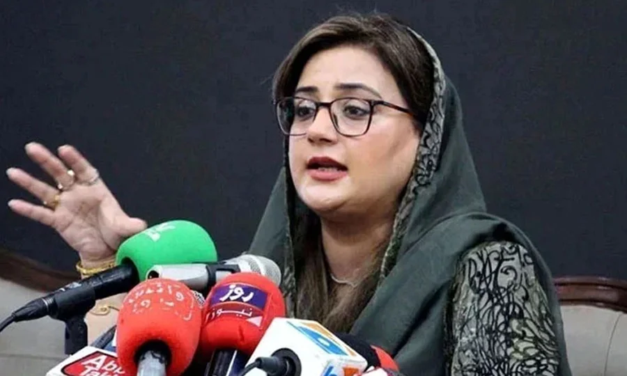 عظمیٰ بخاری کا وزیر اعلیٰ خیبرپختونخوا سے چارٹر طیارے کی تفصیلات فراہم کرنے کا مطالبہ