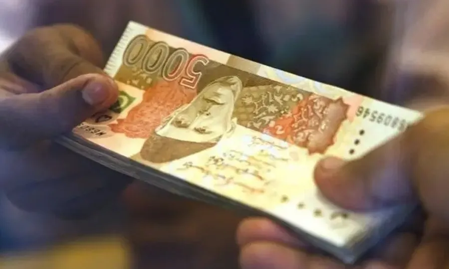بجٹ خسارہ پورا کرنے کے لیے حکومت کو 7 ہزار 20 ارب روپے کی فنانسنگ درکار