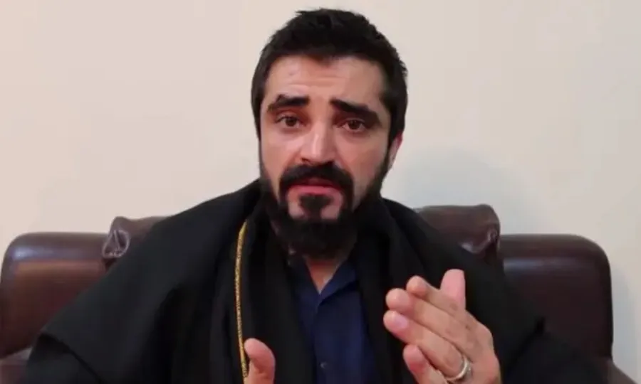 طلاق یافتہ اور بیوہ خواتین کی دوبارہ شادی؛ حمزہ علی عباسی نے معاشرے کو آئینہ دکھادیا