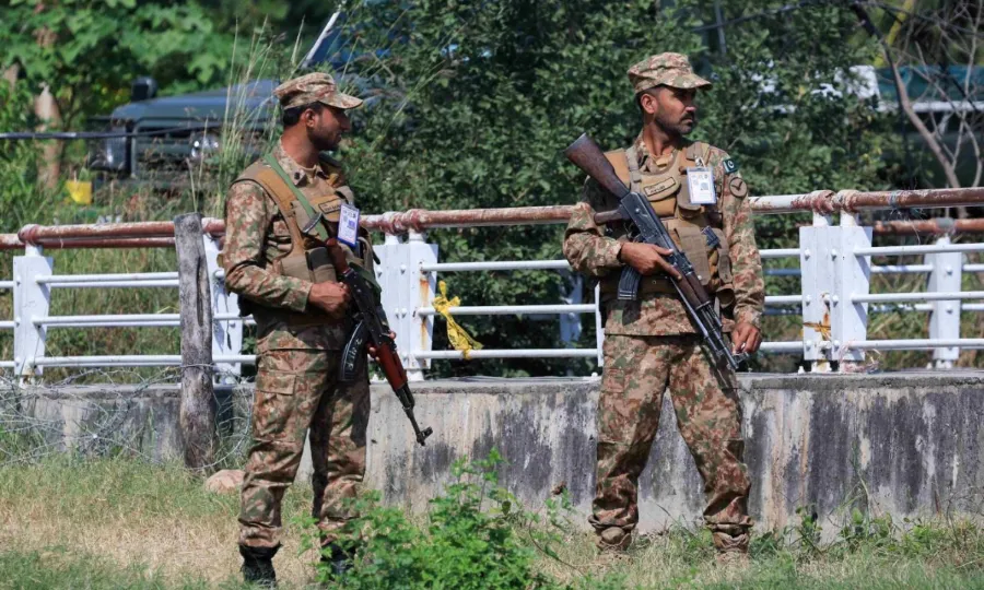 قلات میں سکیورٹی فورسز کی کارروائی؛ 5 دہشت گرد ہلاک، 23 مغوی بازیاب