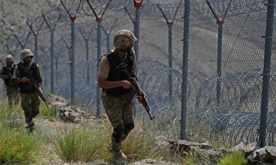 پاک افغان سرحد پر سیکیورٹی فورسز کی کارروائی؛ 15 خوارج ہلاک