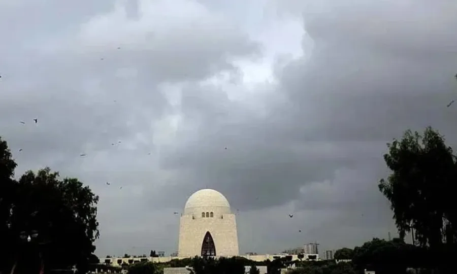 شہرقائد میں آج بادل برسیں گے؟