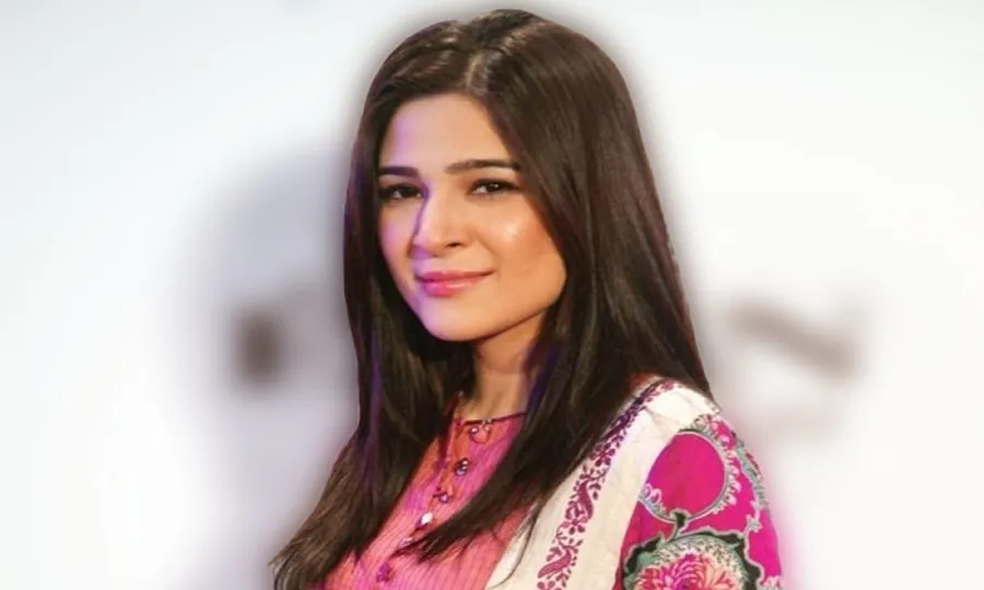 خواتین سے ہی سوال کیوں؟ عائشہ عمر جنسی تشدد کے متاثرین کے حق میں بول پڑیں