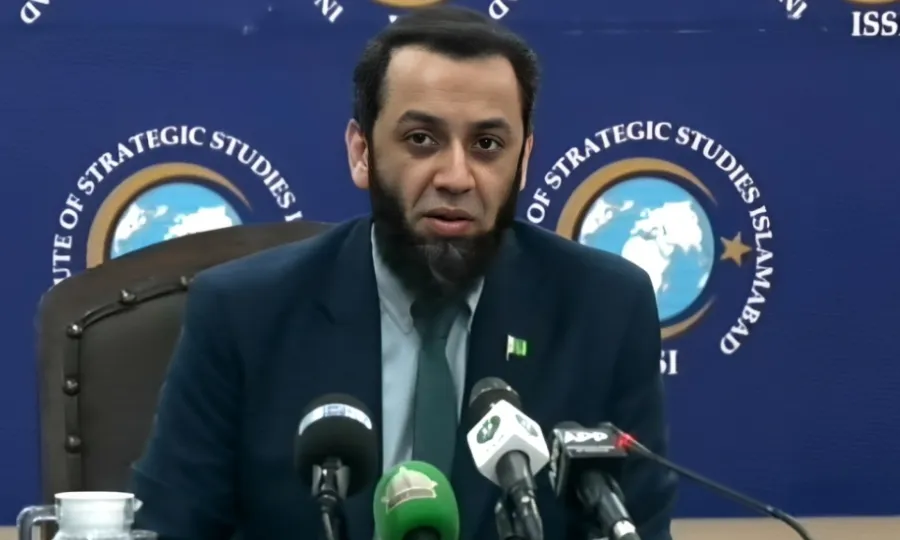 ہم امن چاہتے ہیں، بھارت کو پانی کو بطور ہتھیار استعمال نہیں کرنے دیں گے، عطاء تارڑ