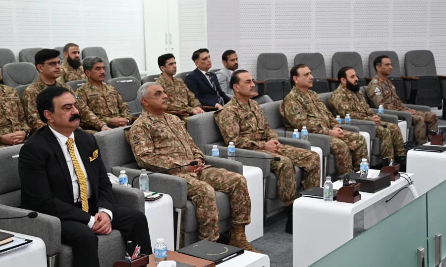 فیلڈ مارشل کا کوئٹہ گیریژن کا دورہ، سیکیورٹی صورتحال اور آپریشنل تیاریوں پر بریفنگ