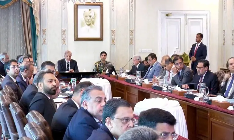 بینک قرضوں کی فراہمی میں کردار ادا کریں، حکومت حوصلہ افزائی کرے گی، وزیراعظم