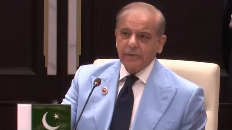 پاکستان پائیدارعلاقائی امن کے لیے پُرعزم، پانی کو بطور ہتھیار استعمال کرنے کی اجازت نہیں دی جائے گی، وزیراعظم