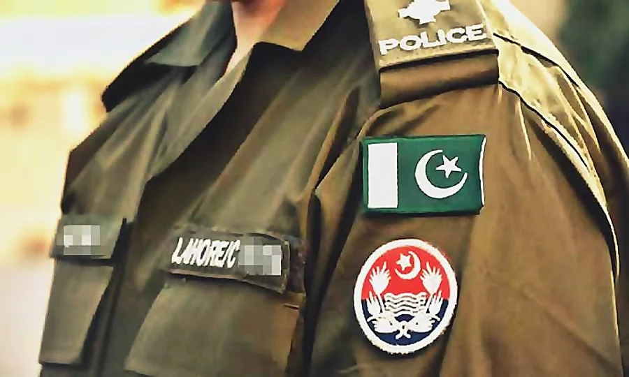 آئی جی پنجاب نے کرپشن میں ملوٹ 210 افسران و اہلکاروں کو عہدوں سے ہٹا دیا