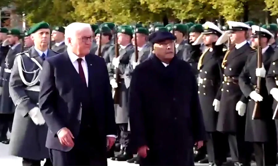 صدر آصف علی زرداری کا جرمنی میں پرتپاک استقبال، گارڈ آف آنر پیش