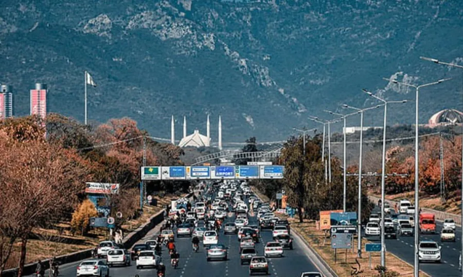 اسلام آباد میں سڑکیں بند ہونے کی خبروں پر وزارت اطلاعات کا ردعمل سامنے آگیا