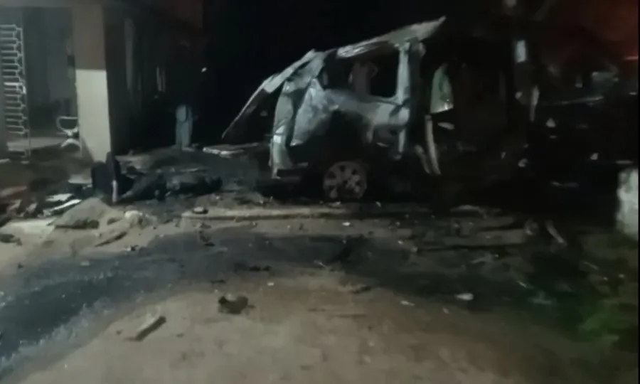 تھرپارکر: ایمبولینس میں آکسیجن سلنڈر پھٹنے سے دھماکا، 9 افراد جاں بحق، 4 زخمی