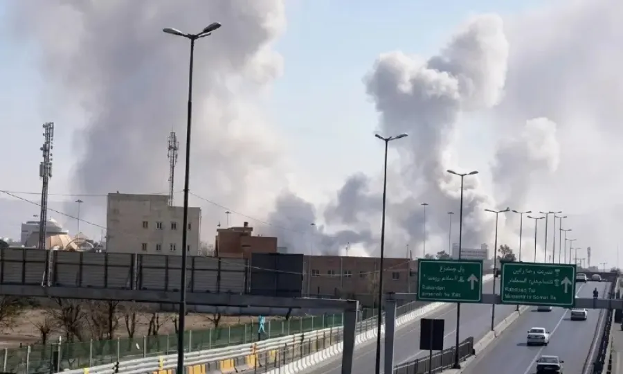 سعودی ایئرپورٹ پر حوثیوں کے حملے؛ 3 افراد جاں بحق، پاکستانی شہری سمیت 10 زخمی