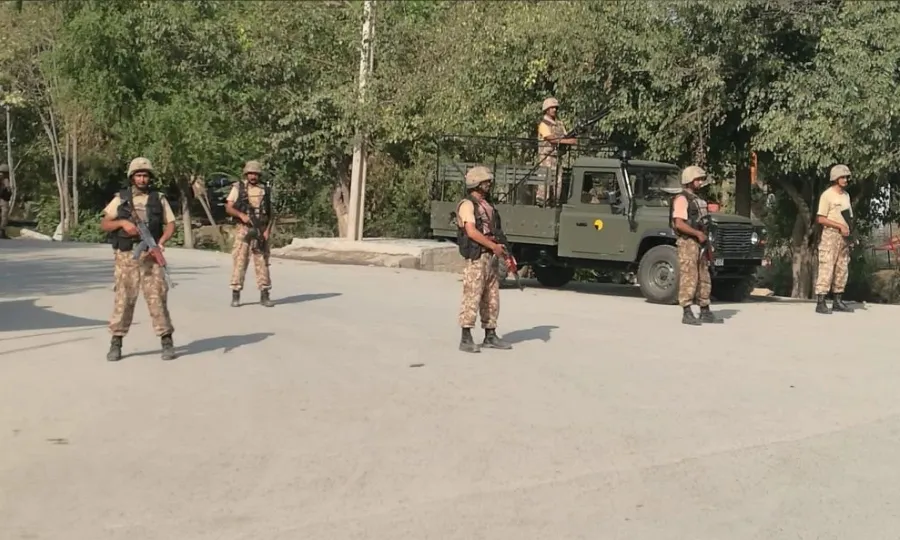 ڈیرہ اسماعیل خان میں سیکیورٹی فورسز کا آپریشن؛ 3 دہشت گرد ہلاک