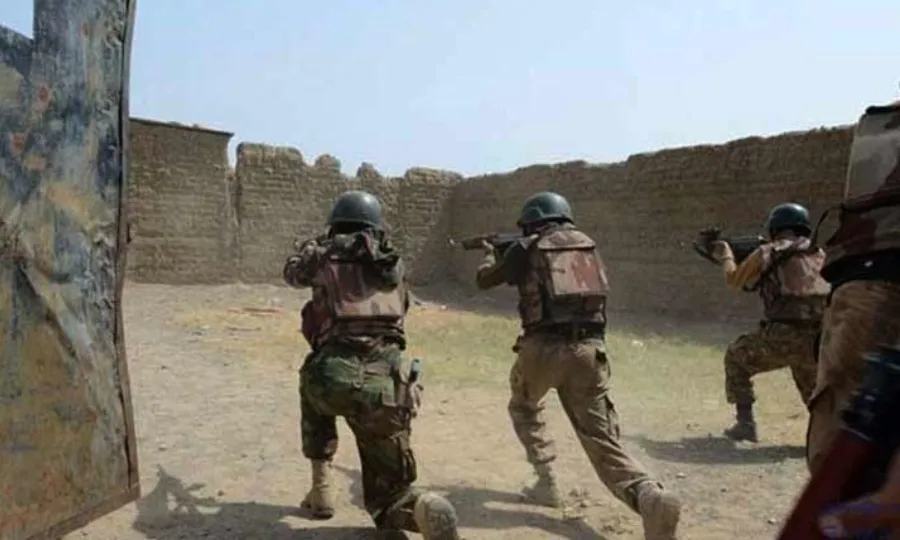 کرم میں سیکیورٹی فورسز کی کارروائی؛ 12 خارجی دہشت گرد ہلاک، نائب صوبیدار شہید