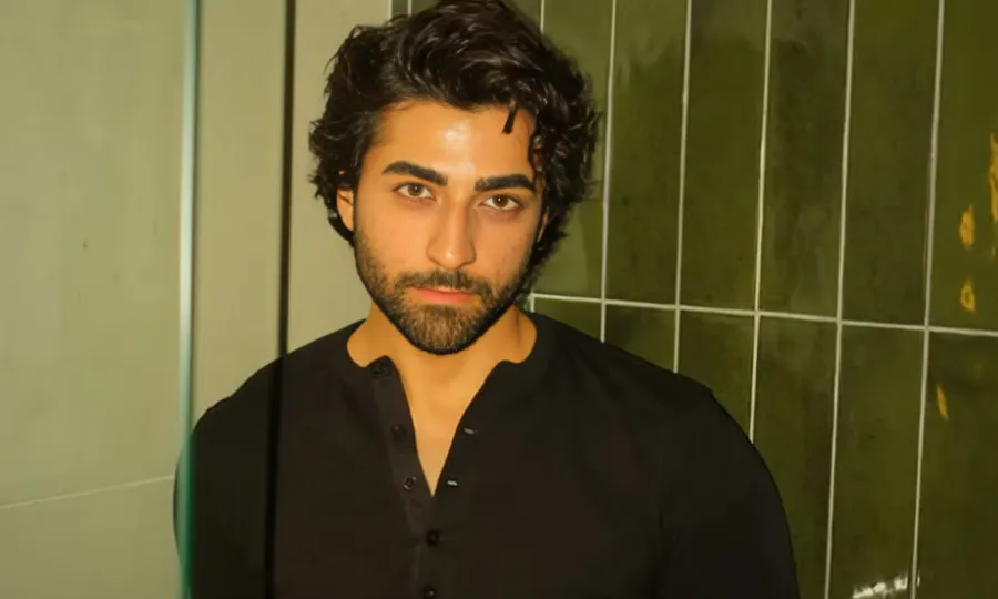 اداکار نمیر خان نے منگنی کرلی؟ نئی پوسٹ نے مداحوں کو تجسس میں ڈال دیا