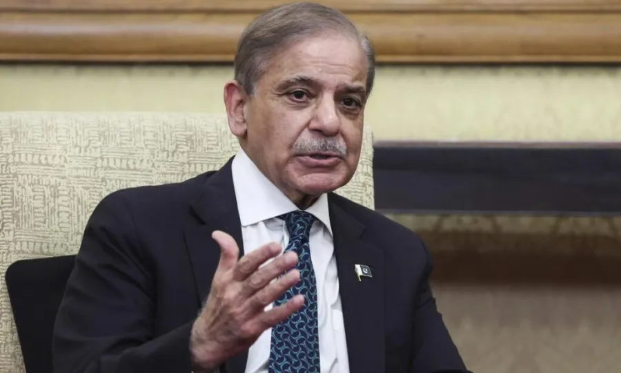 خیبرپختونخوا میں بڑھتی ہوئی دہشت گردی کو ہر قیمت پر روکنا ہوگا، وزیراعظم