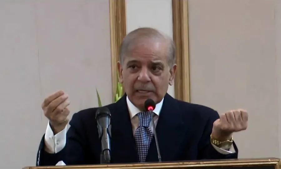 خیبرپختونخوا میں گورنر راج لگانے میں تاخیر کرتے تو بہت نقصان ہوجاتا، وزیراعظم